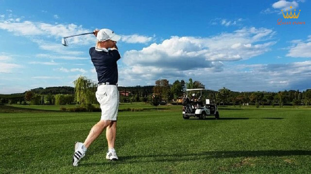 chi phí học đánh golf