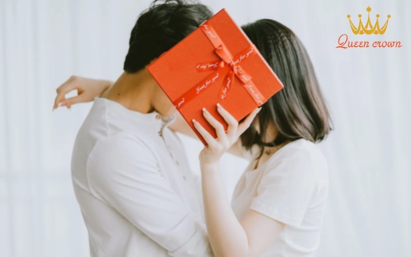 Lễ Tình Nhân Nên Tặng Gì? #9+ Quà Valentine 14/2 Ý Nghĩa
